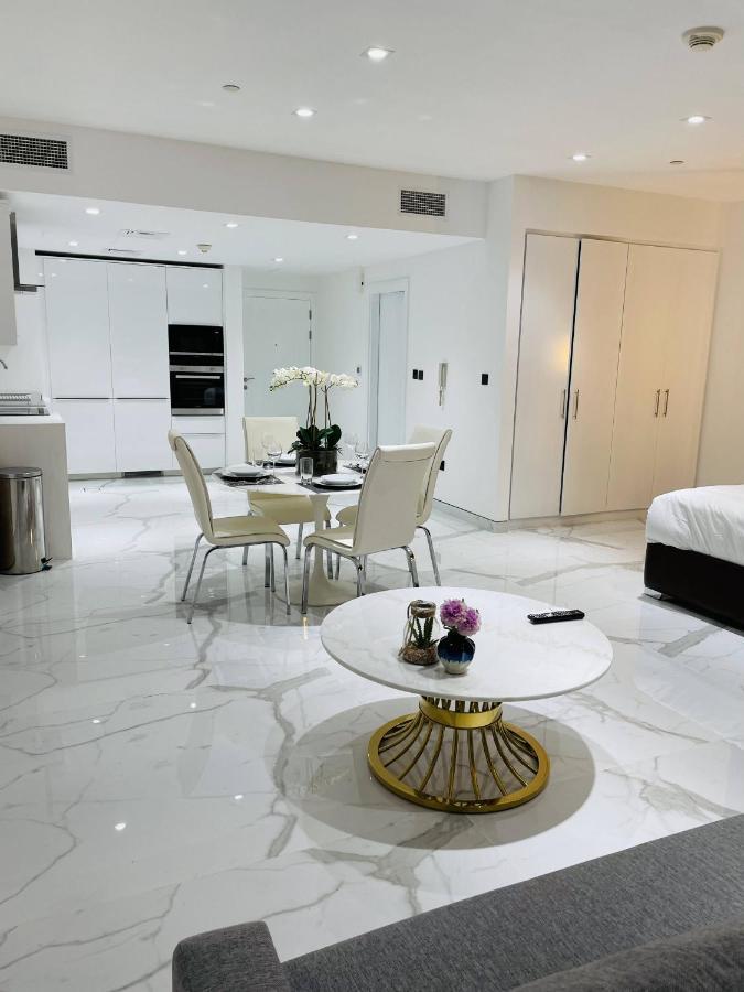 Luxury Casa Premium Studio Apartments - With Full Kitchen, Balcony At Jbr Beach Dubai Exterior photo