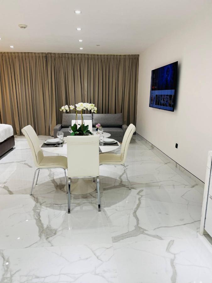 Luxury Casa Premium Studio Apartments - With Full Kitchen, Balcony At Jbr Beach Dubai Exterior photo